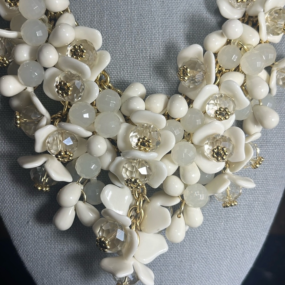 Talbots Floral Beaded Cluster Necklace in Creamy White and Gold - Picture 3 of 9